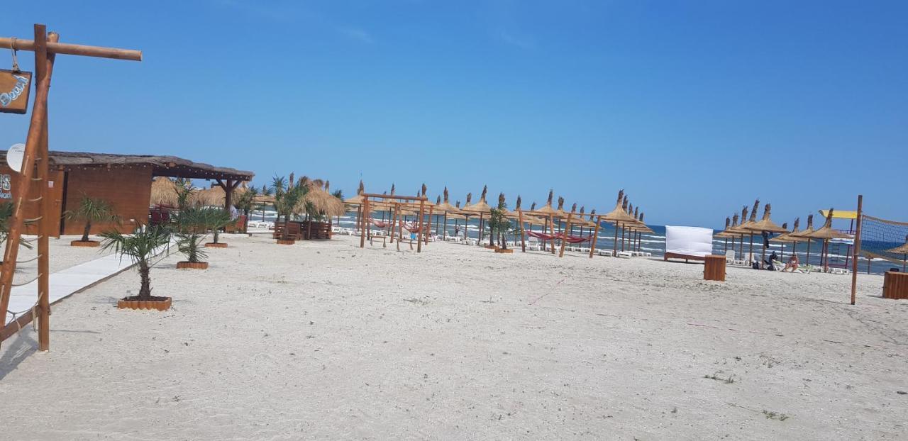 Ferienwohnung Garsoniera Papaya Beach Năvodari Exterior foto