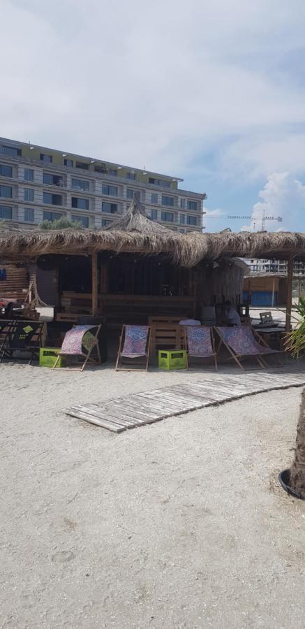 Ferienwohnung Garsoniera Papaya Beach Năvodari Exterior foto