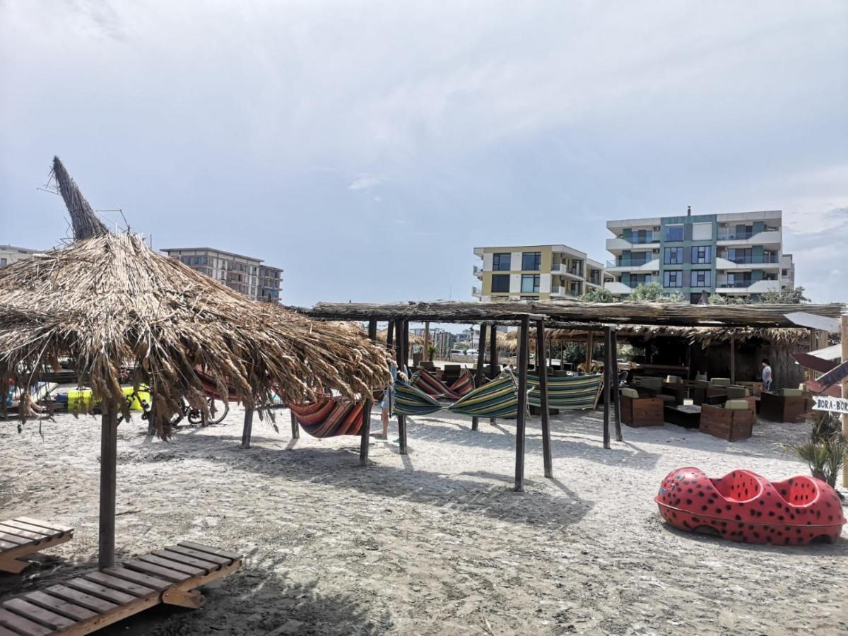 Ferienwohnung Garsoniera Papaya Beach Năvodari Exterior foto