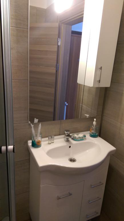 Ferienwohnung Garsoniera Papaya Beach Năvodari Exterior foto